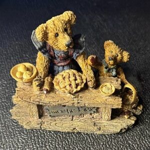 Boyd’s Bears Figurine Vintage 1993
